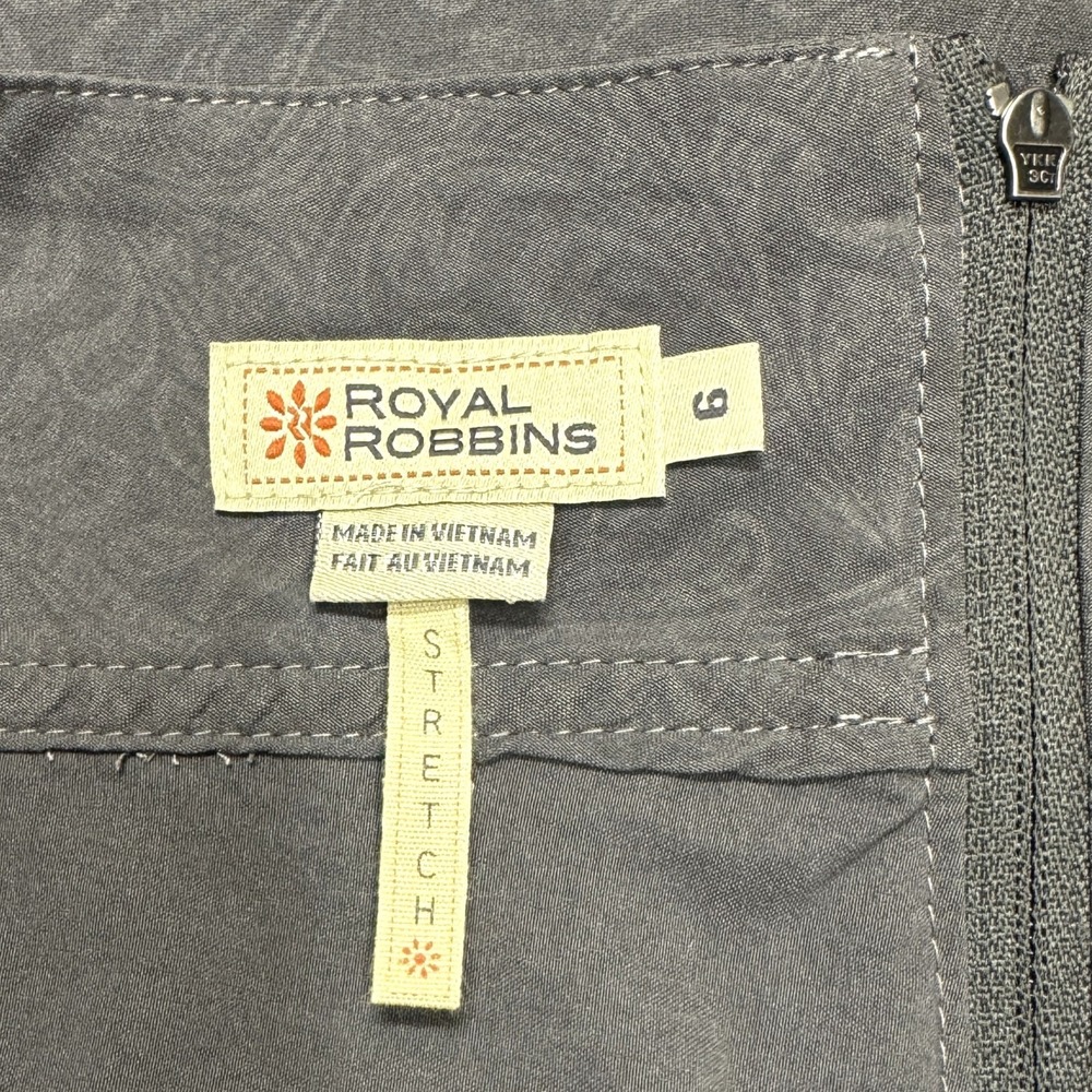 Royal Robbins, Size 6, Gray Embossed Discovery Skort Lightweight Activewear NEW - Picture 2 of 15